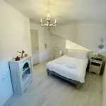 Magnifique Maison Dartiste La Maison Aerts 빌라 *