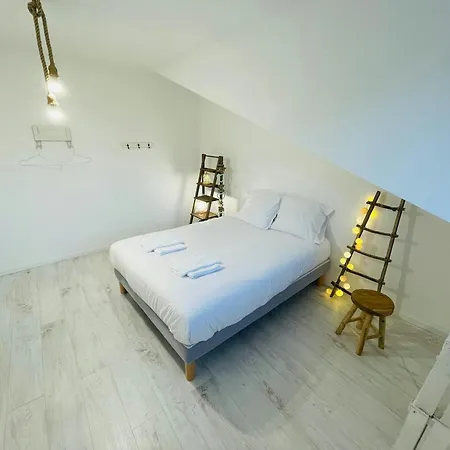 Magnifique Maison Dartiste La Maison Aerts Vila Remeš