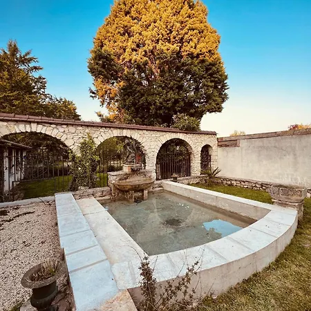 Vila Magnifique Maison Dartiste La Maison Aerts *